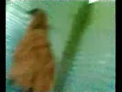 कालो कपाल भएको कुखुर ...